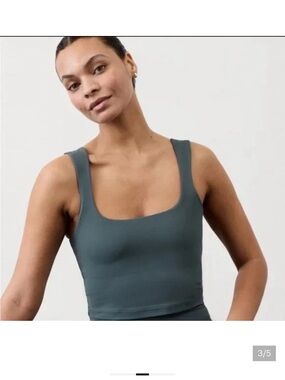 NWT Athleta Transcend Square Neck Crop Sports Bra in Eden Green